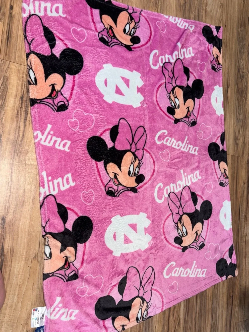 Northwest Disney Minnie Mouse Pink NCAA Basketball UNC Tarheels Blanket & Plush